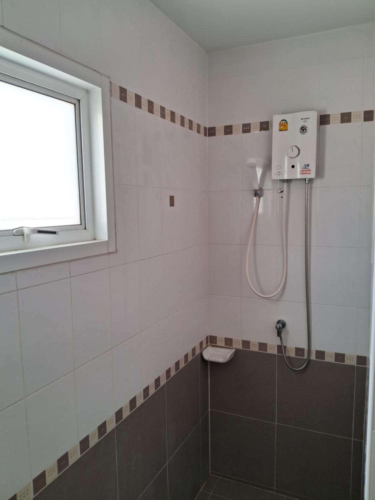 Hotel เคทู เกสเฮาส์ Chonburi Zewnętrze zdjęcie
