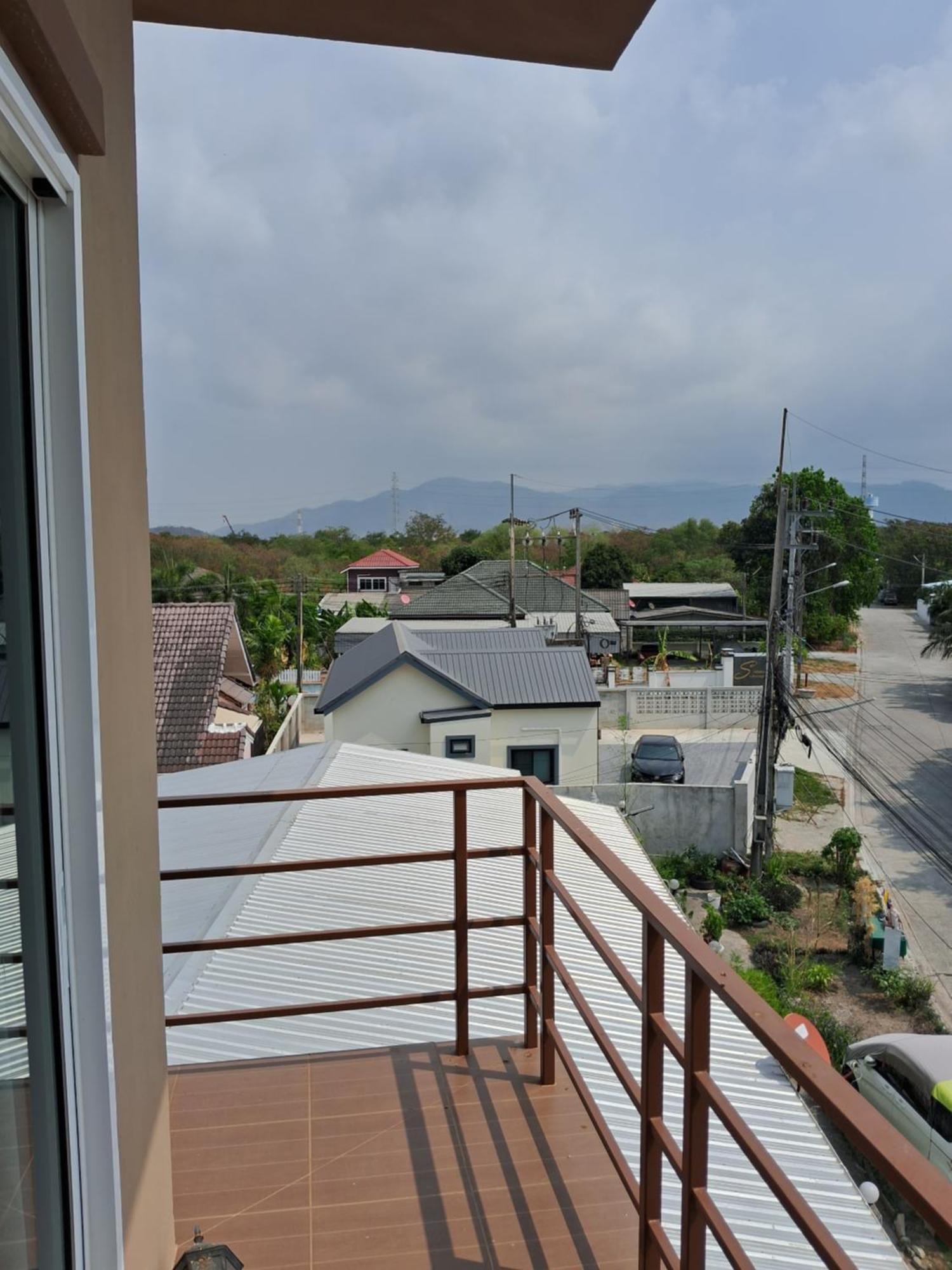 Hotel เคทู เกสเฮาส์ Chonburi Zewnętrze zdjęcie